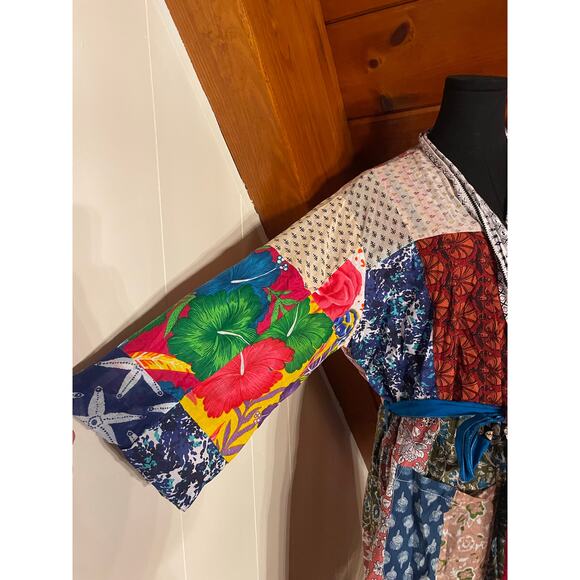 Kantha Style Bright Vibrant, Handmade Upcycled India Patchwork Cotton Robe - Picture 5 of 11